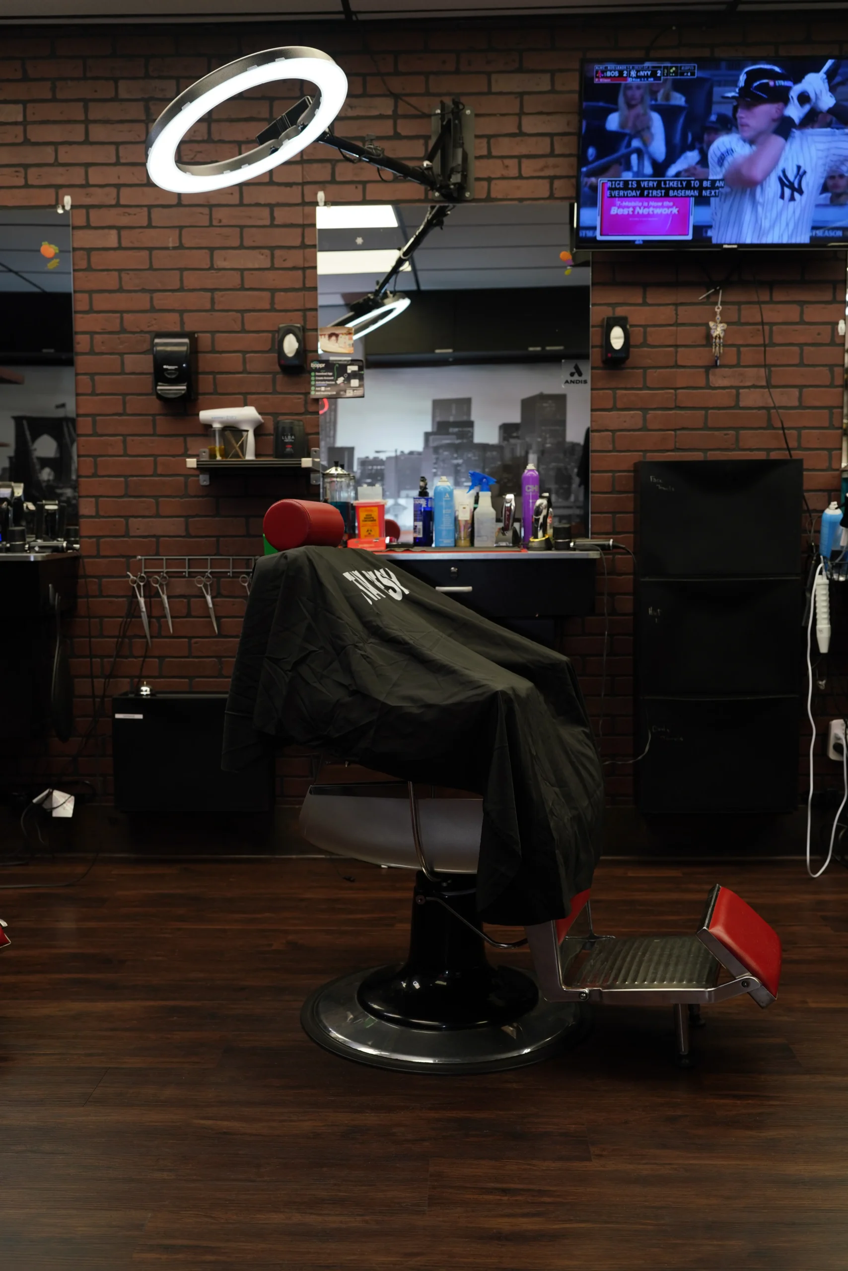 redds-barber-chairs (7)