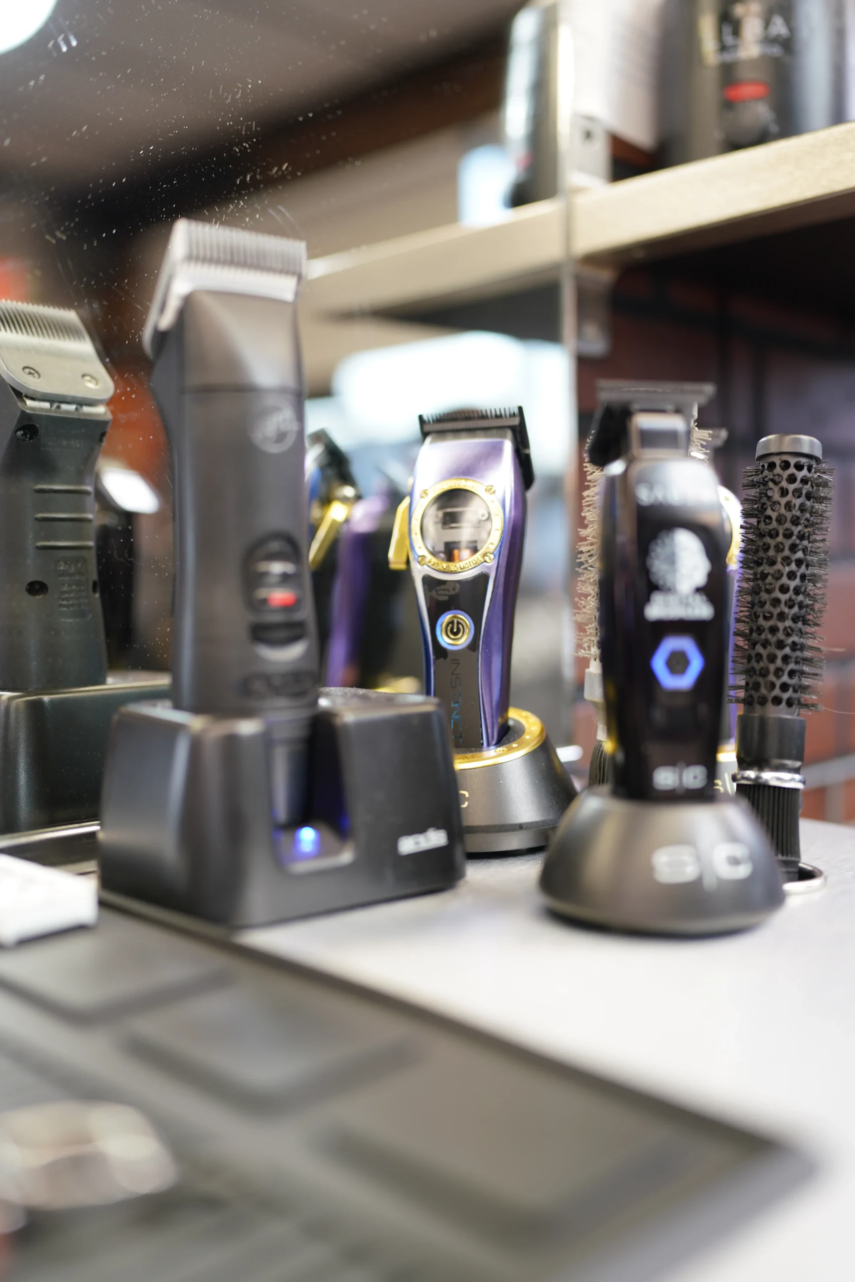 redds-barber-clippers